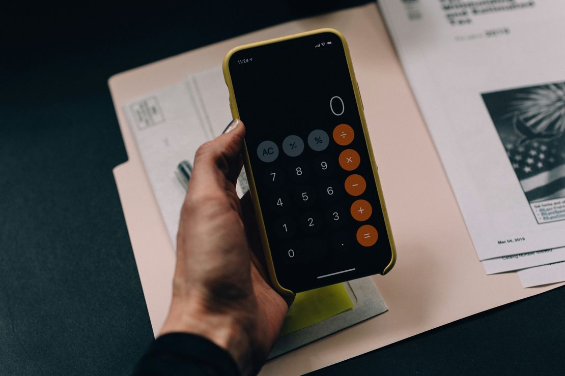 Directors' Salary vs Dividends: Optimising Your Tax Efficiency